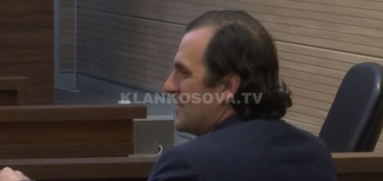 Ukë Rugova lirohet për viza, gjobë për allti (VIDEO)