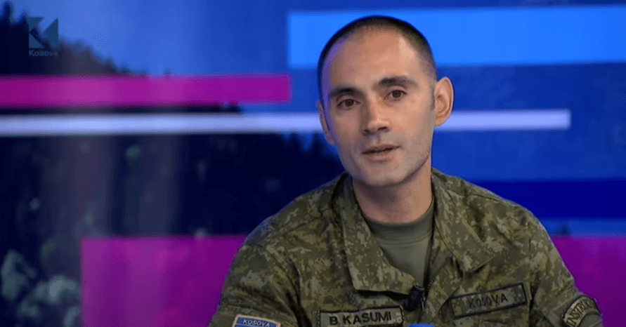 Ngjitja e ushtarëve të FSK-së në majën e Kilimanxharos (VIDEO)