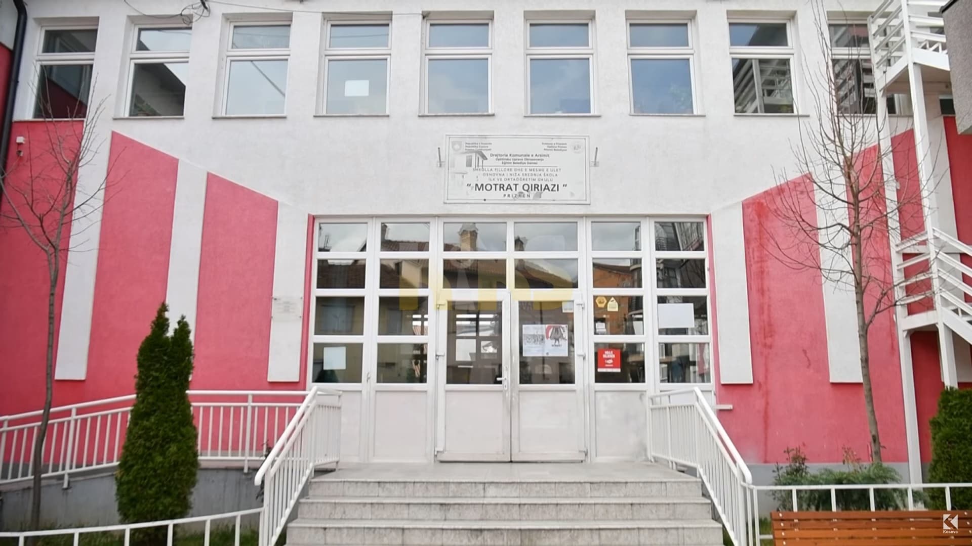 Drejtori në haxh, nxënësit e komuniteteve diskriminohen sipas të ardhurave (VIDEO)