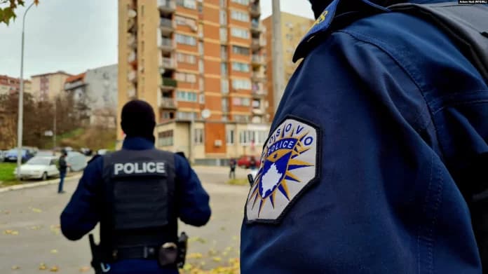 Policia e cilëson "vrasje në tentativë" incidentin e mbrëmshëm me armë në veri