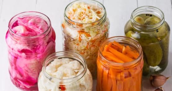 Përfitimet shëndetësore nga ushqimi i fermentuar