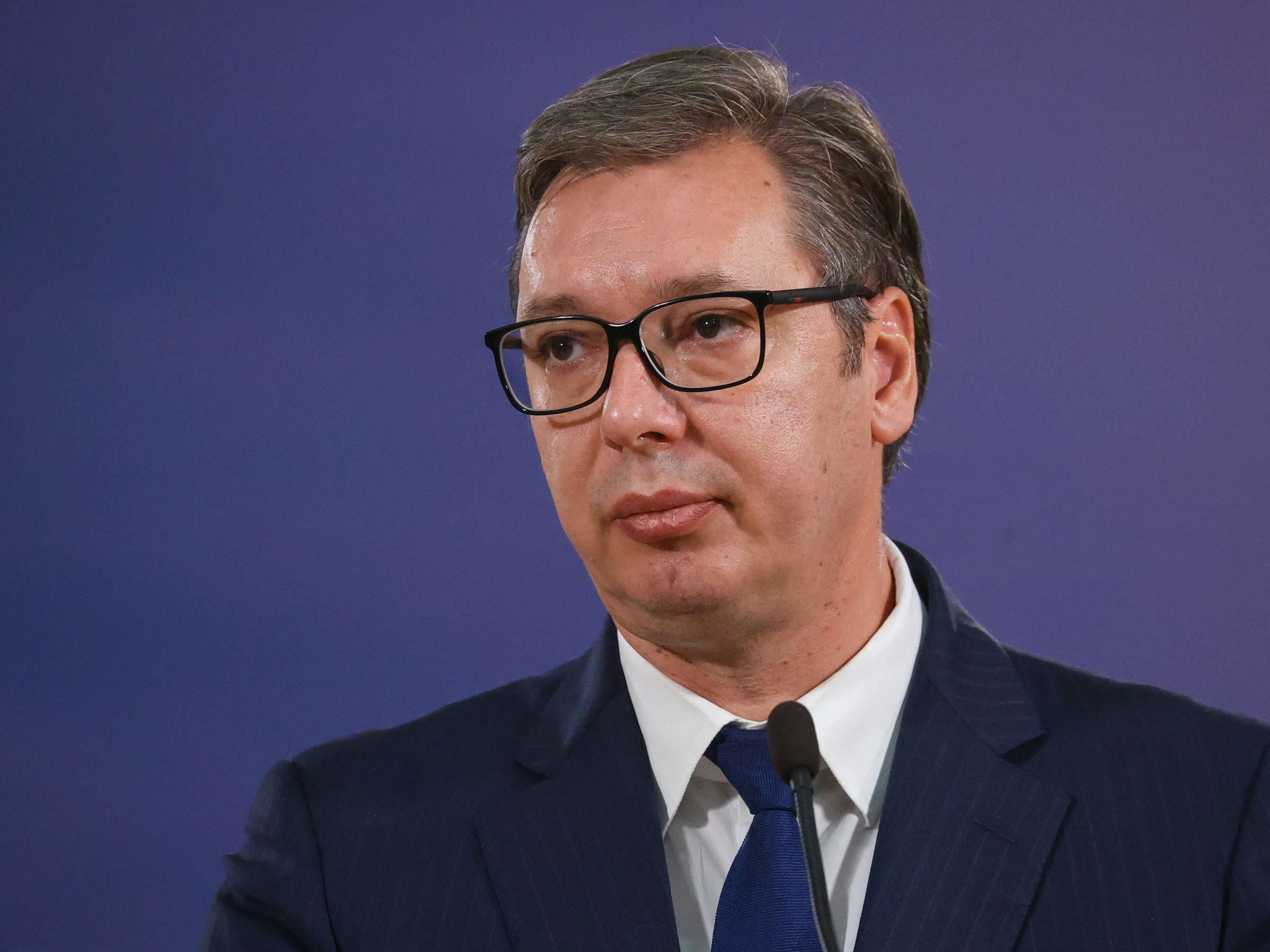 Vuçiq për vizitën e Kos në Serbi: Nuk pres asgjë