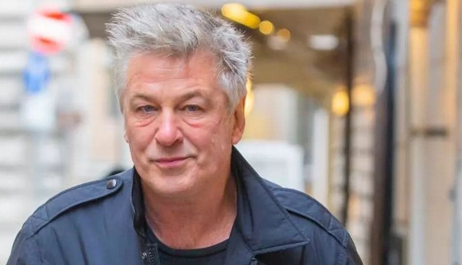 Rifillojnë xhirimet për filmin Rust me Baldwin në rolin kryesor, pas vrasjes së kinematografes