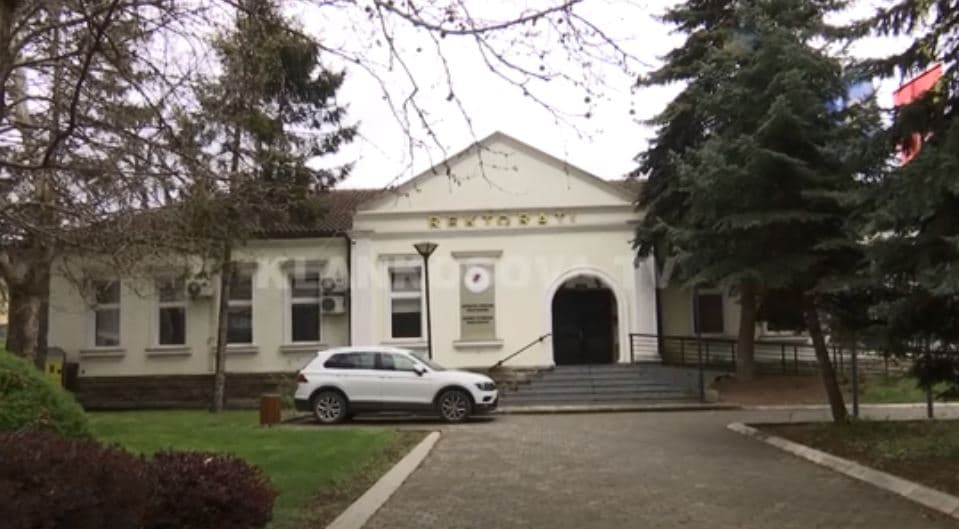 Bursat postbachelor: 700 euro për master, 800 për doktorantë (VIDEO)