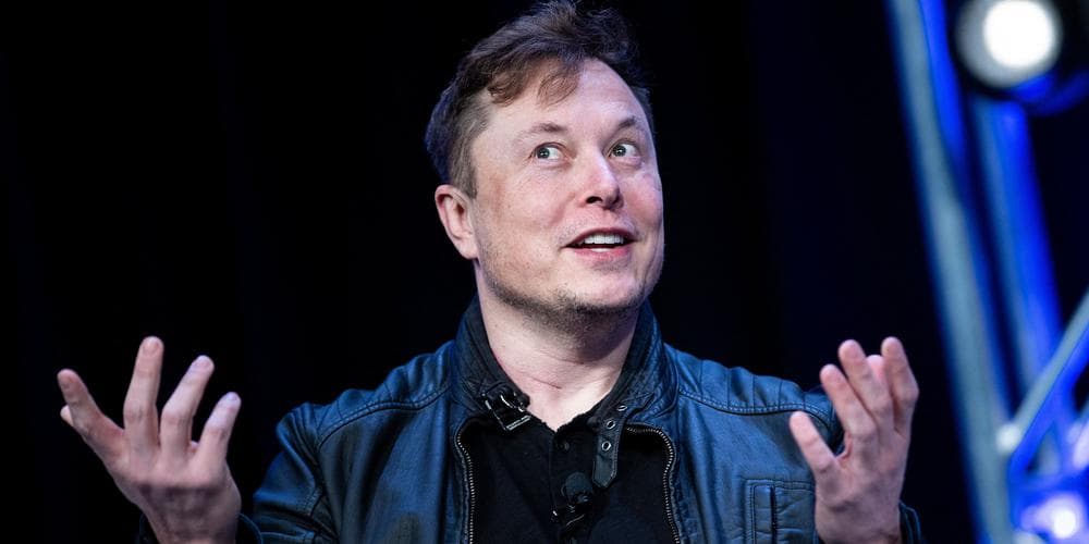 Musk iu kërkoi inxhinierëve të fiknin rrjetin satelitor për të penguar sulmin ukrainas, thotë libri i ri