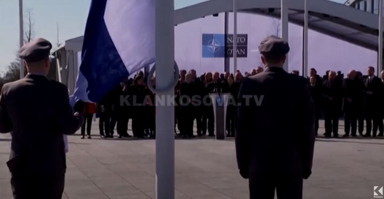Finlanda siguron veten, hyn në NATO (VIDEO)