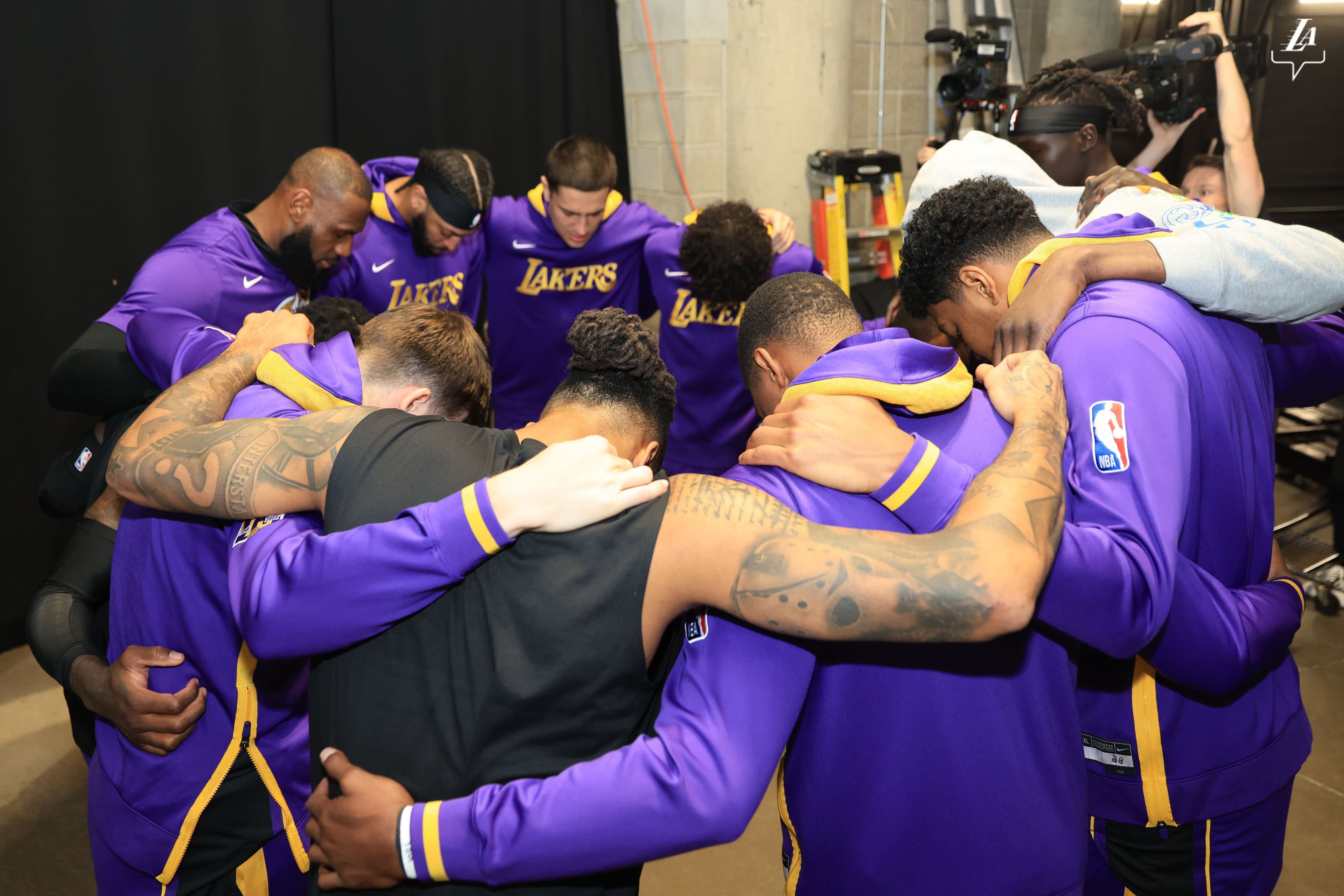 Lakers fitojnë pas vazhdimeve kundër Jazz (VIDEO)