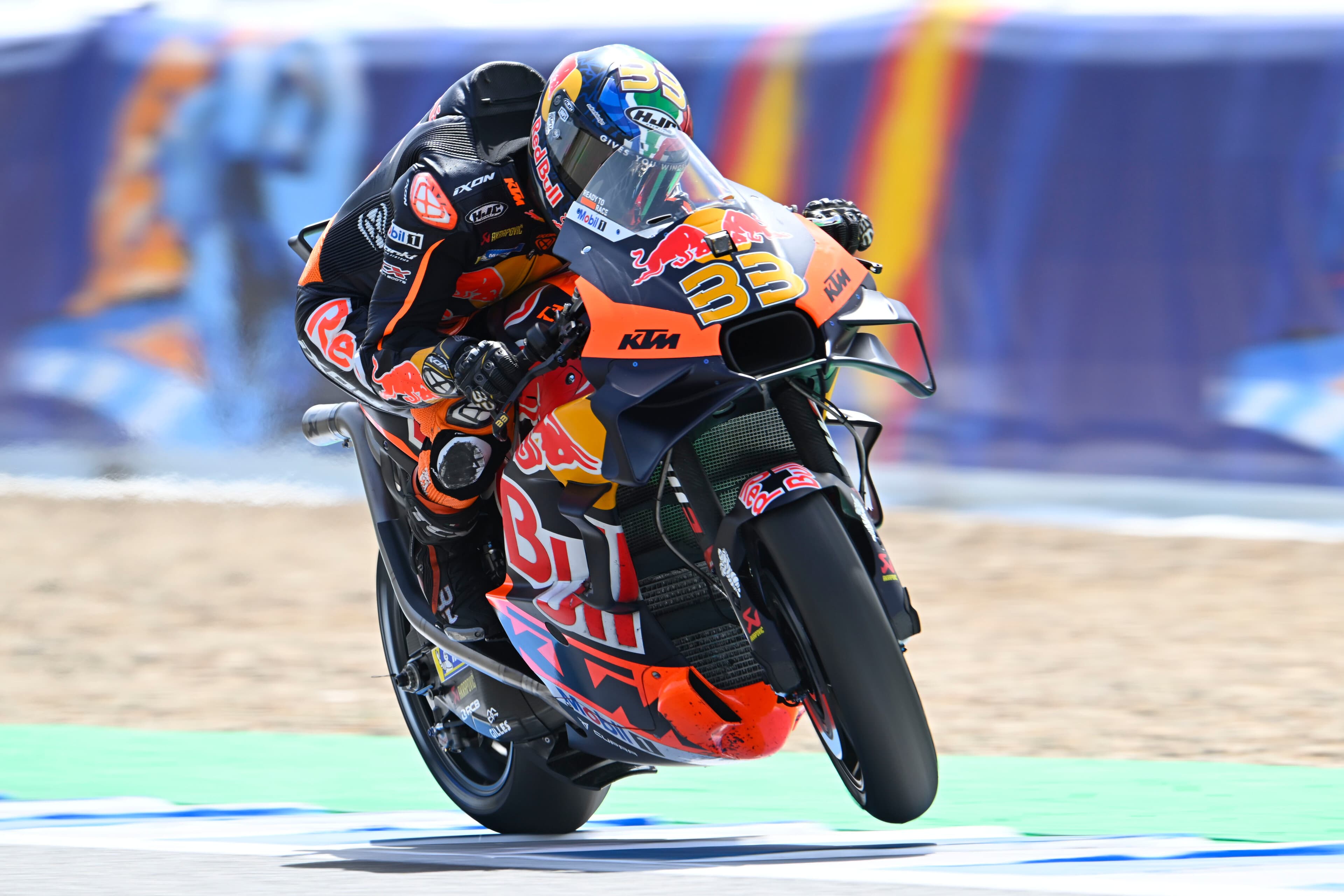 Binder fiton garën Sprint në Moto GP