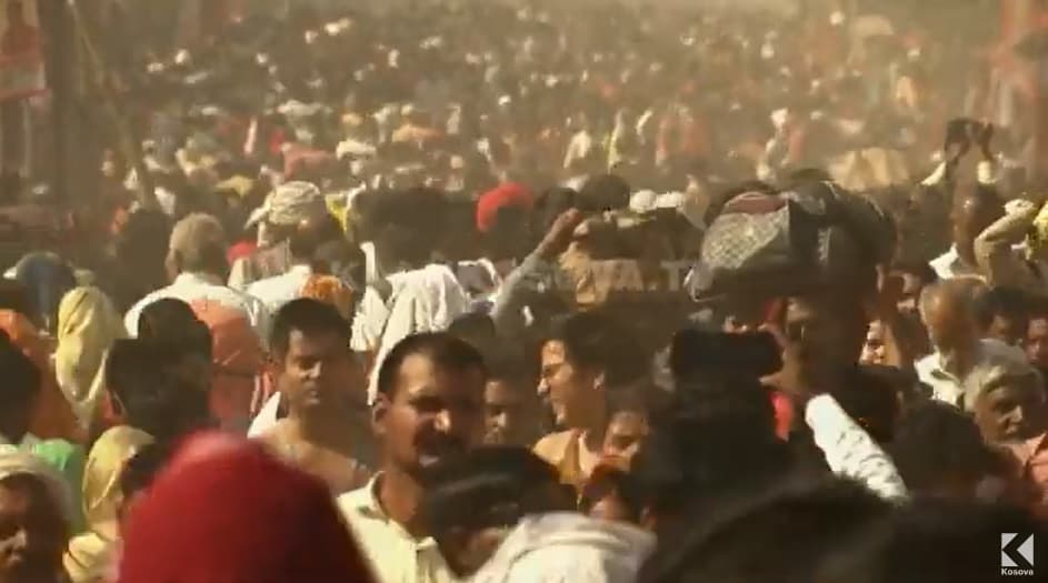 Sivjet, India ia kalon Kinës me popullsi (VIDEO)