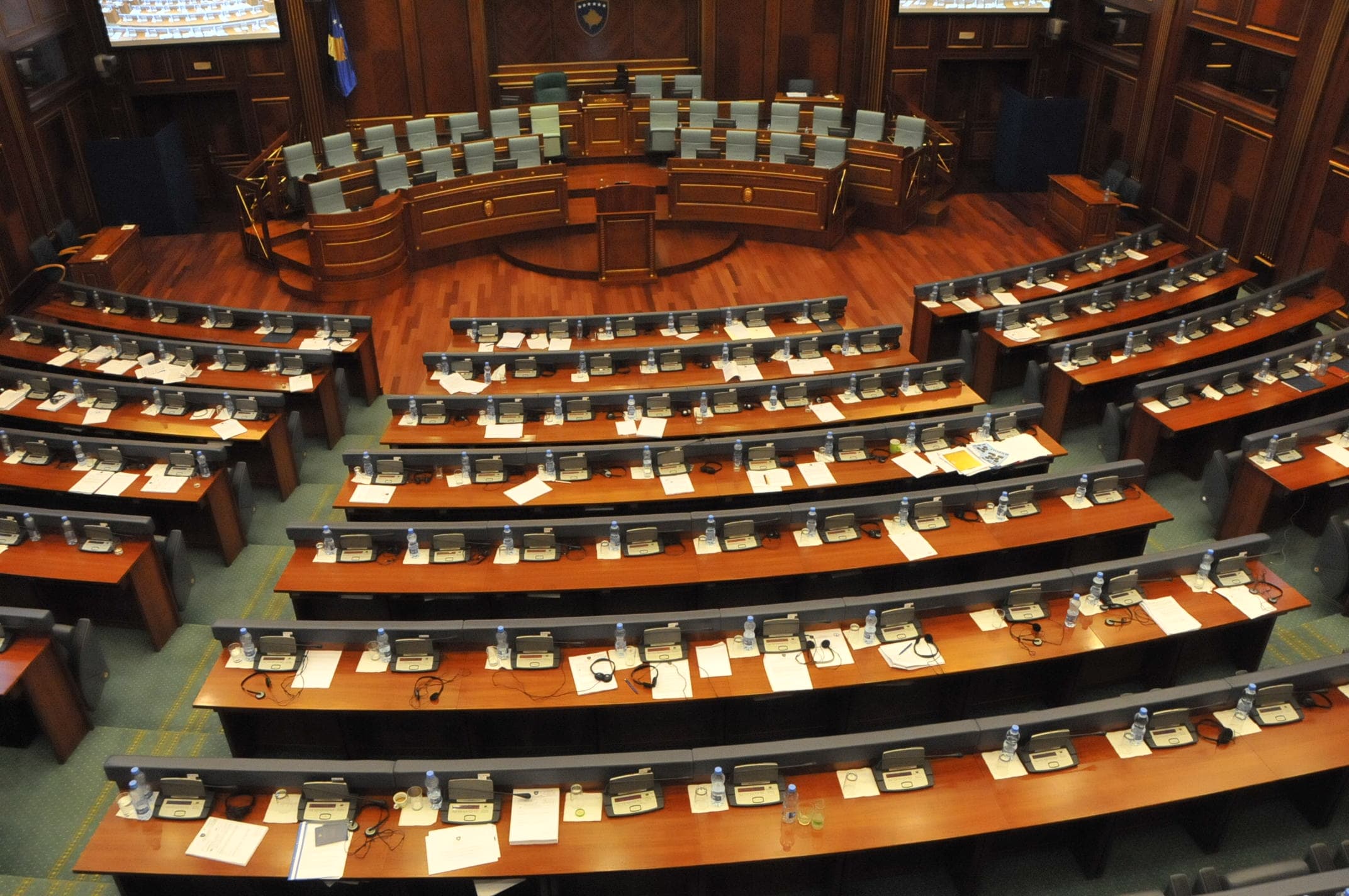Pas arrestimit të kryeshefit të KEK-ut, kuvendi nesër në seancë të jashtëzakonshme