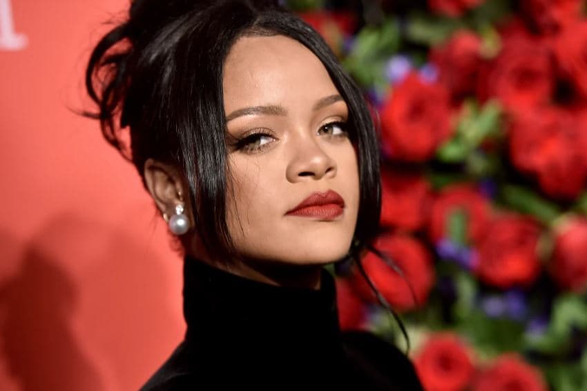 Rihanna humb një person të afërt