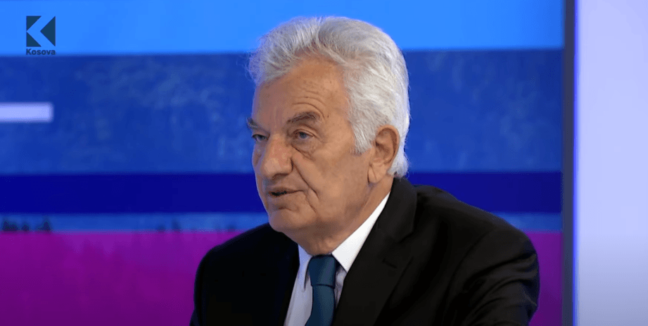 Libri "Këngë të egra, këngë të buta" nga Zymer Neziri prezantohet në Columbia dhe Harvard University (VIDEO)