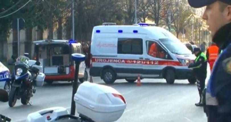 Humb jetën një këmbësor në Tiranë, u godit nga një kamion