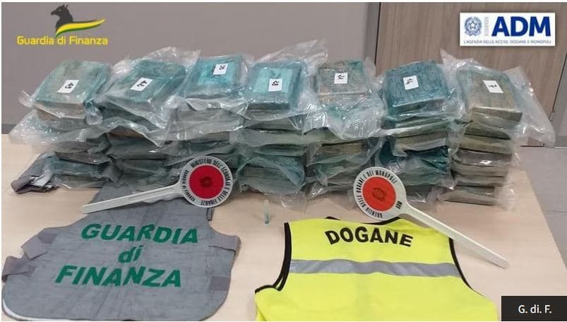 Arrestohet 21-vjeçari shqiptar në Itali, kapet me 85 kilogramë kokainë