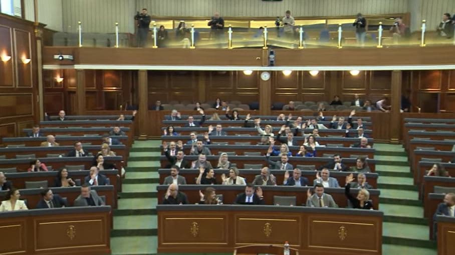 S’kalon mocioni i PDK-së për raportim të Rizvanollit për KEK-un