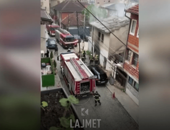 Zjarr në një shtëpi në Prishtinë, këto janë dyshimet e para (VIDEO)