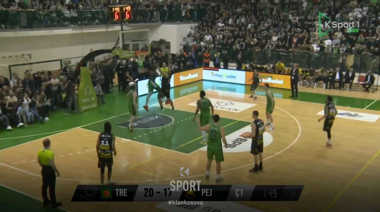Gordon i’a terron me bllokadë Waldows (VIDEO)