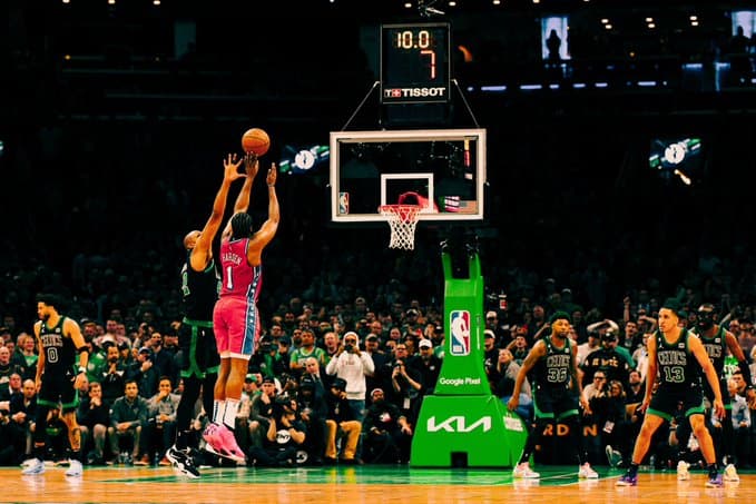 76ers e fitojnë duelin e parë ndaj Celtics (VIDEO)