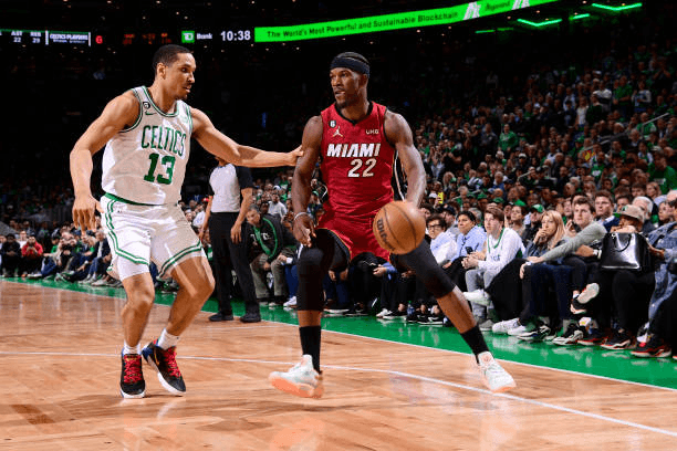 Përmbledhja e paraqitjes fantastike të Butler ndaj Celtics (VIDEO)