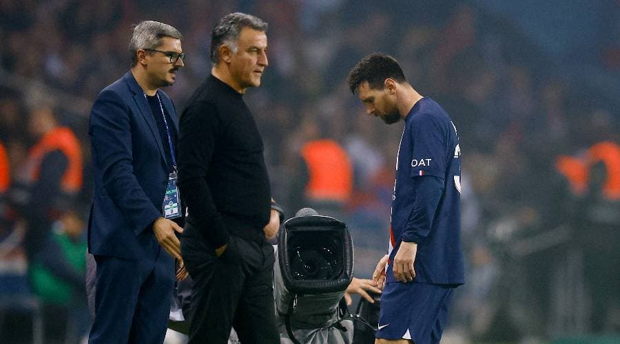 Trajneri i PSG-së nuk i del në krah Messit