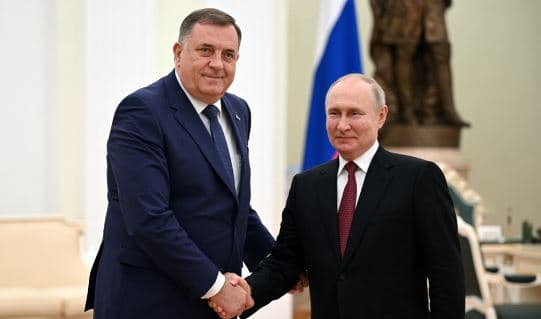 Dodiku në Mal të Zi, protestuesit kundërshtojnë “të dërguarin e Putinit”
