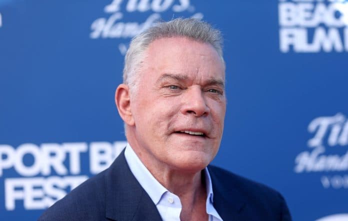 Ray Liotta vdiq nga pamjaftueshmëria e zemrës