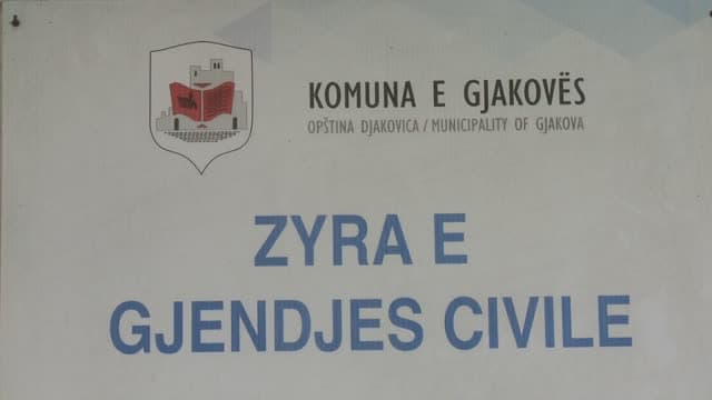 Gjashtë muaj burgim dhe 4 mijë euro gjobë për ‘keqpërdorim të pozitës zyrtare’