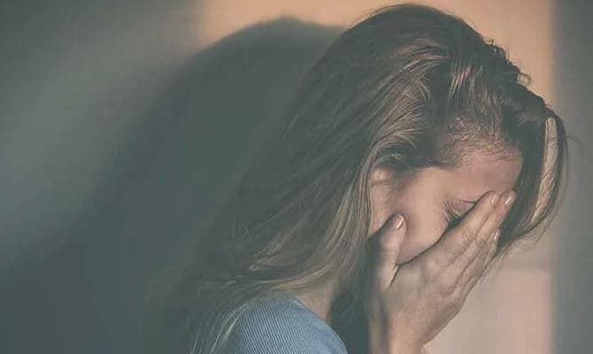 Ekspertët flasin për dallimet simptomatike midis skizofrenisë dhe çrregullimit bipolar