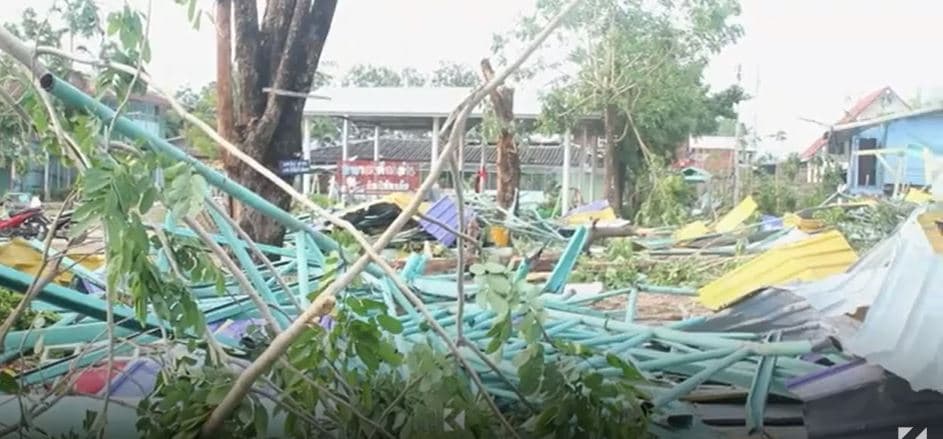 Tajlandë: Stuhitë mbysin nëntë veta, katër prej tyre fëmijë (VIDEO)