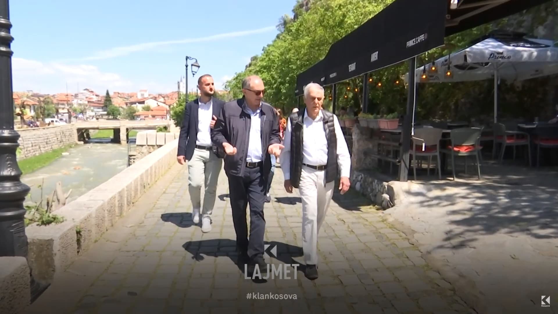 Nobelisti izraelit në Prizren, e shëtit kryetari Totaj (VIDEO)