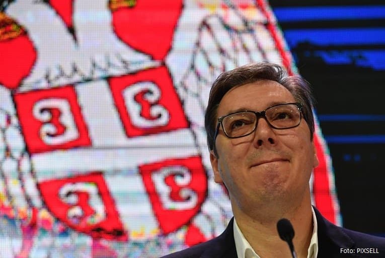 Vuçiq pretendon: “Kurti nesër ndërhyn në Zveçan” (VIDEO)