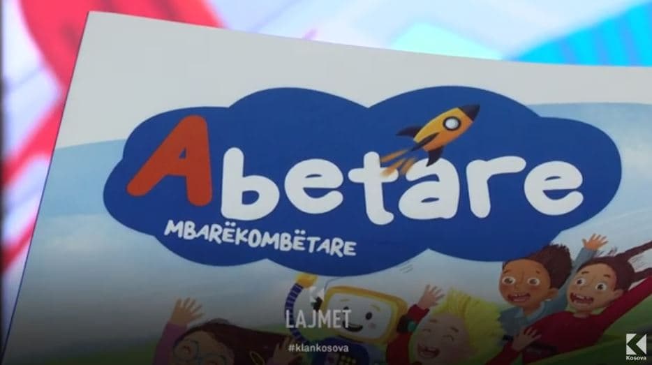 Ekspertë të arsimit duan më shumë se vetëm një abetare (VIDEO)