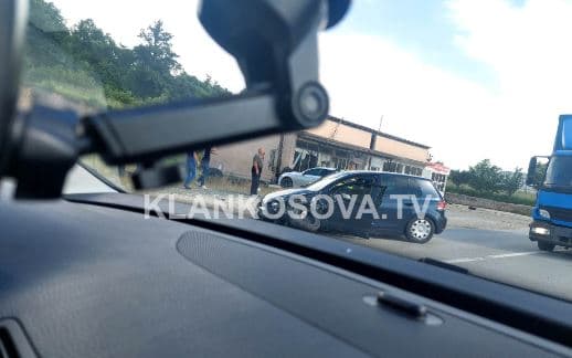 Aksident në magjistralen Prishtinë - Podujevë (FOTO)