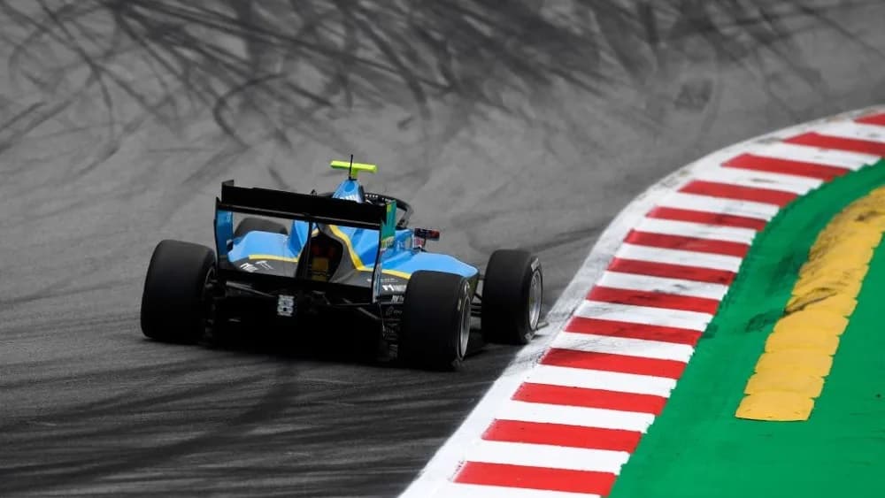 Marti pole për herë të parë në Formula 3