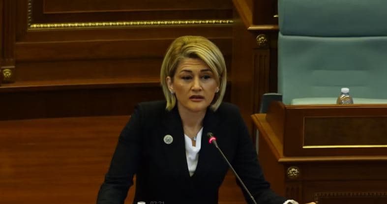 Kusari-Lila: Është shkelje nëse deputetët s’votojnë për zgjedhjen e kreut të kuvendit