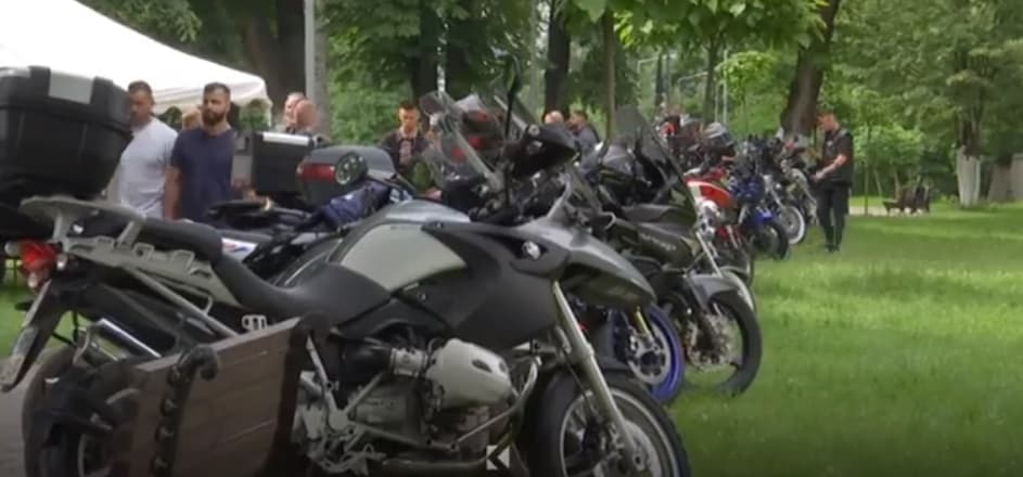 Prizreni zhurmon nga motorët e "Moto Festit" (VIDEO)