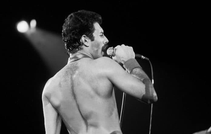 Publikohet drafti i “Bohemian Rhapsody”, kënga kishte tekst e titull ndryshe