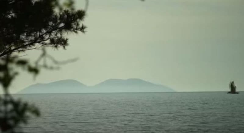 Shiu largon pushuesit në Durrës e Vlorë