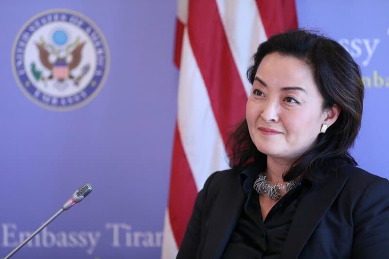 Lirimi i Tahirit, ambasadorja amerikane: Këto veprime do të kenë pasoja