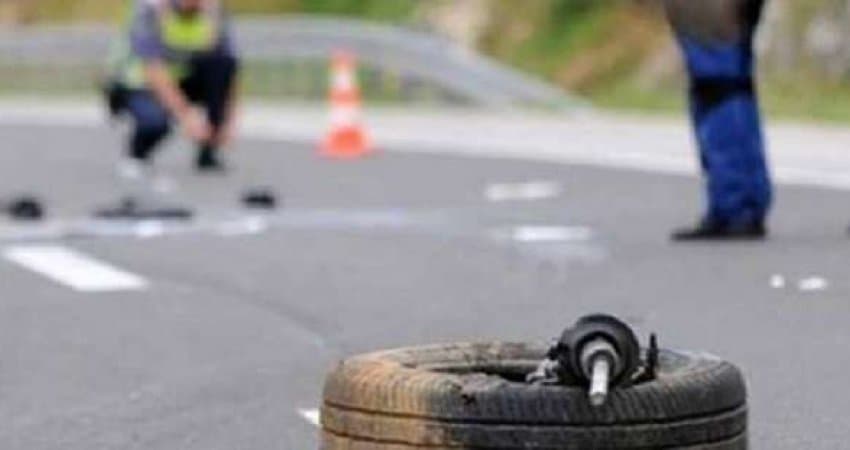 Aksident në autostradën "Ibrahim Rugova", vdes një person