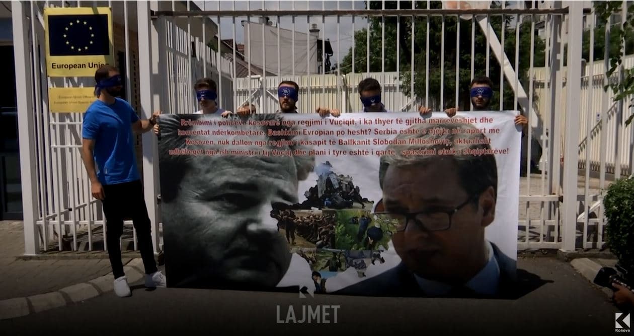 Protestohet në Prishtinë: BE-ja të mos i mbyllë sytë në veri (VIDEO)