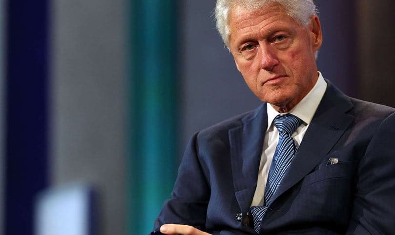 Bill Clinton në Tiranë, kush do të marrë pjesë në ceremoninë zyrtare?
