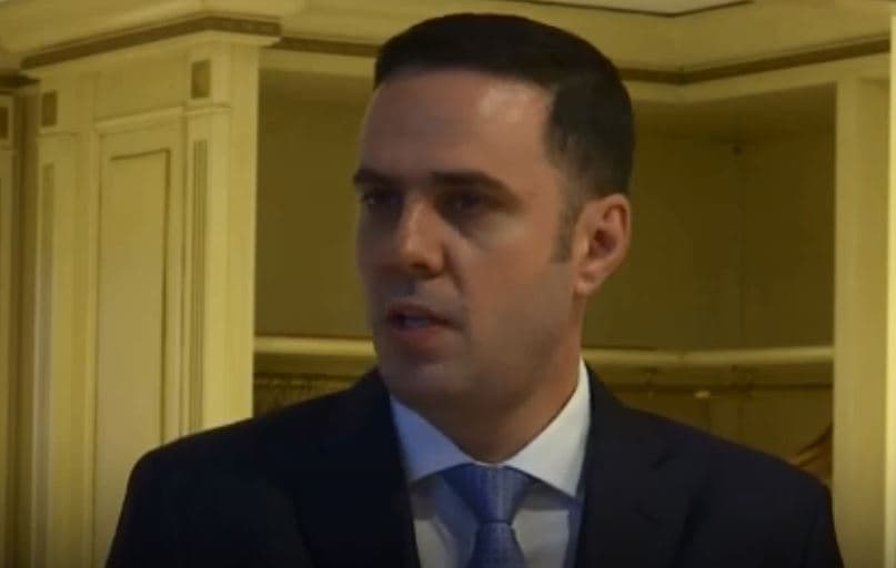 Abdixhiku nis konsultimet e hapura për "Rrugën pa Kurtin" (VIDEO)