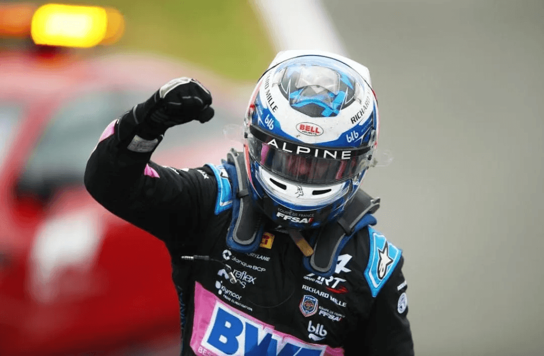 Martins me dënim triumfon në Formula 2
