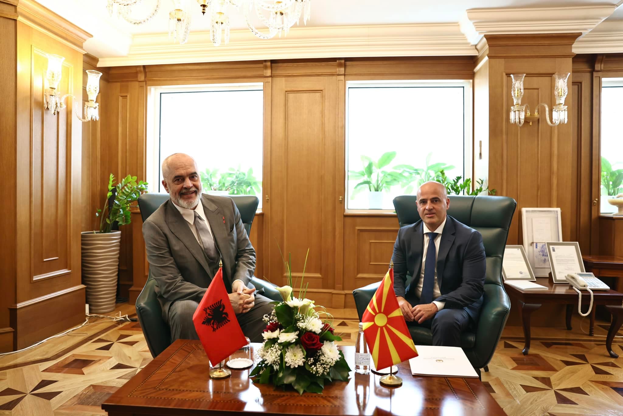 Rama takon Kovaçevskin në Shkup