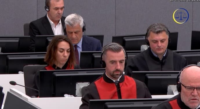 Rasti i Thaçit dhe të tjerëve, diskutohet mes prokurorisë dhe mbrojtjes për deklaratat e dëshmitarëve
