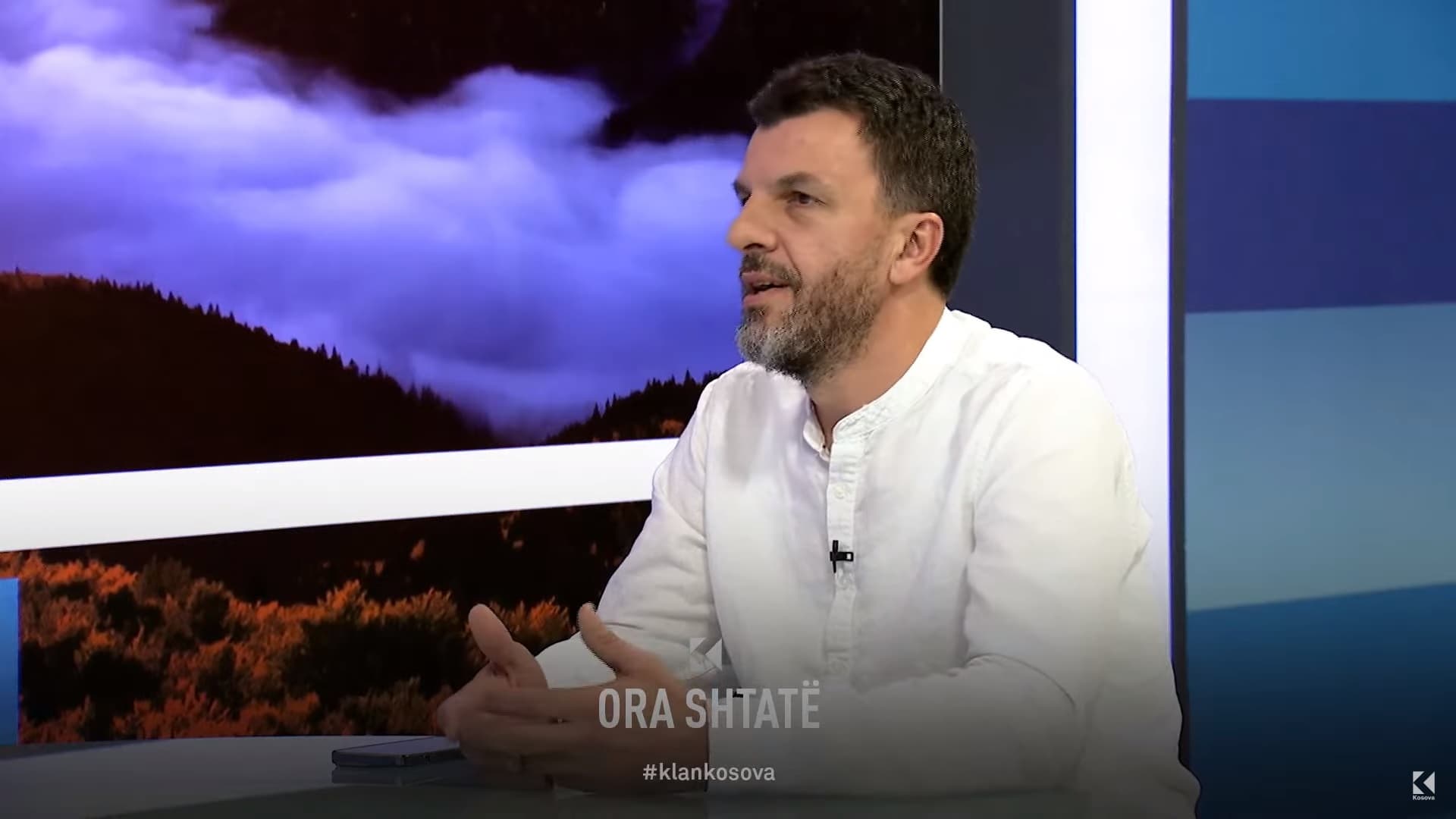 Kush është në gjumë s’ndien – të lexojmë, të zgjohemi, thotë Tafili (VIDEO)