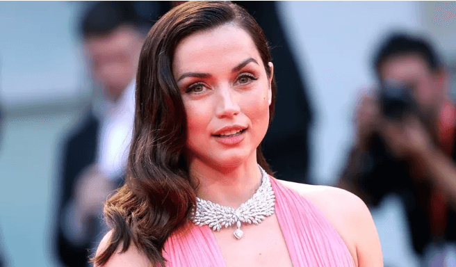 Ana de Armas: Hidhet poshtë padia e fansave lidhur me filmin “Yesterday”