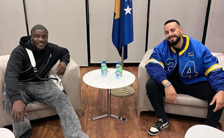 Akon sot performon në Prishtinë
