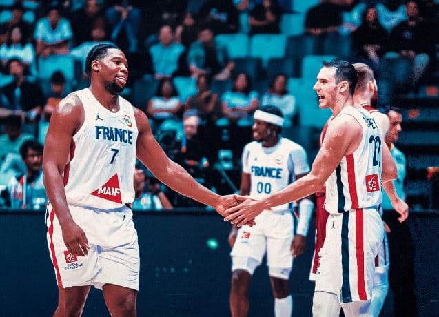 Botërori i basketbollit, Letonia e çon në shtëpi Francën
